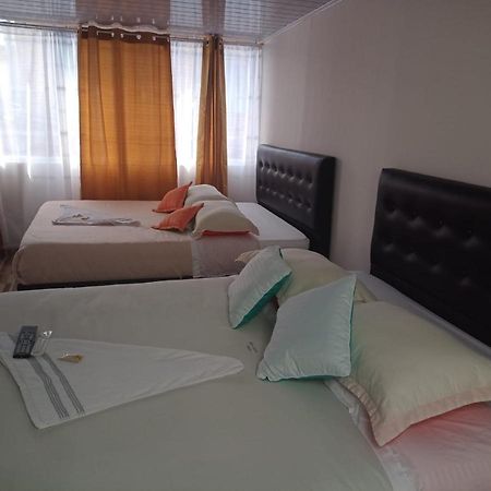 Hotel Bogota Airport Dorado Екстериор снимка