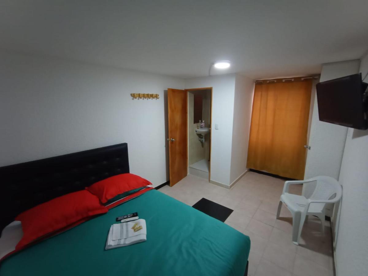 Hotel Bogota Airport Dorado Екстериор снимка